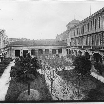Lycée Alphonse-Daudet de Nîmes