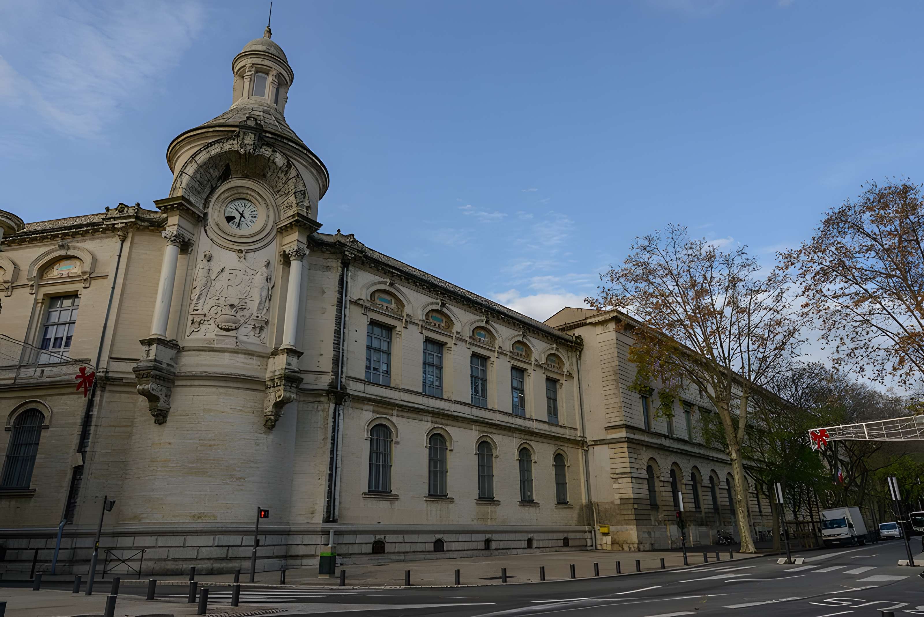 Lycée Alphonse-Daudet de Nîmes
