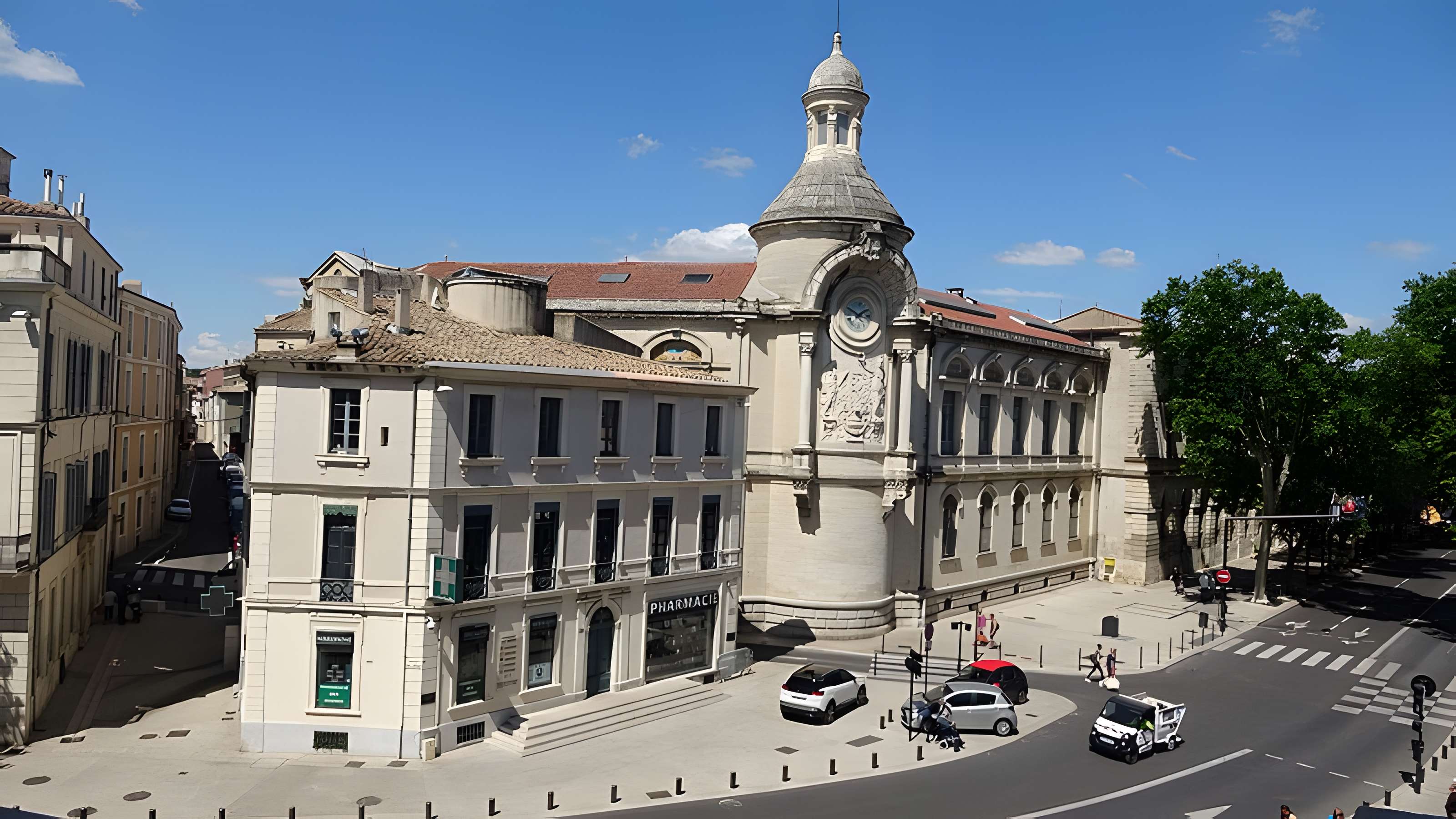 Lycée Alphonse-Daudet de Nîmes