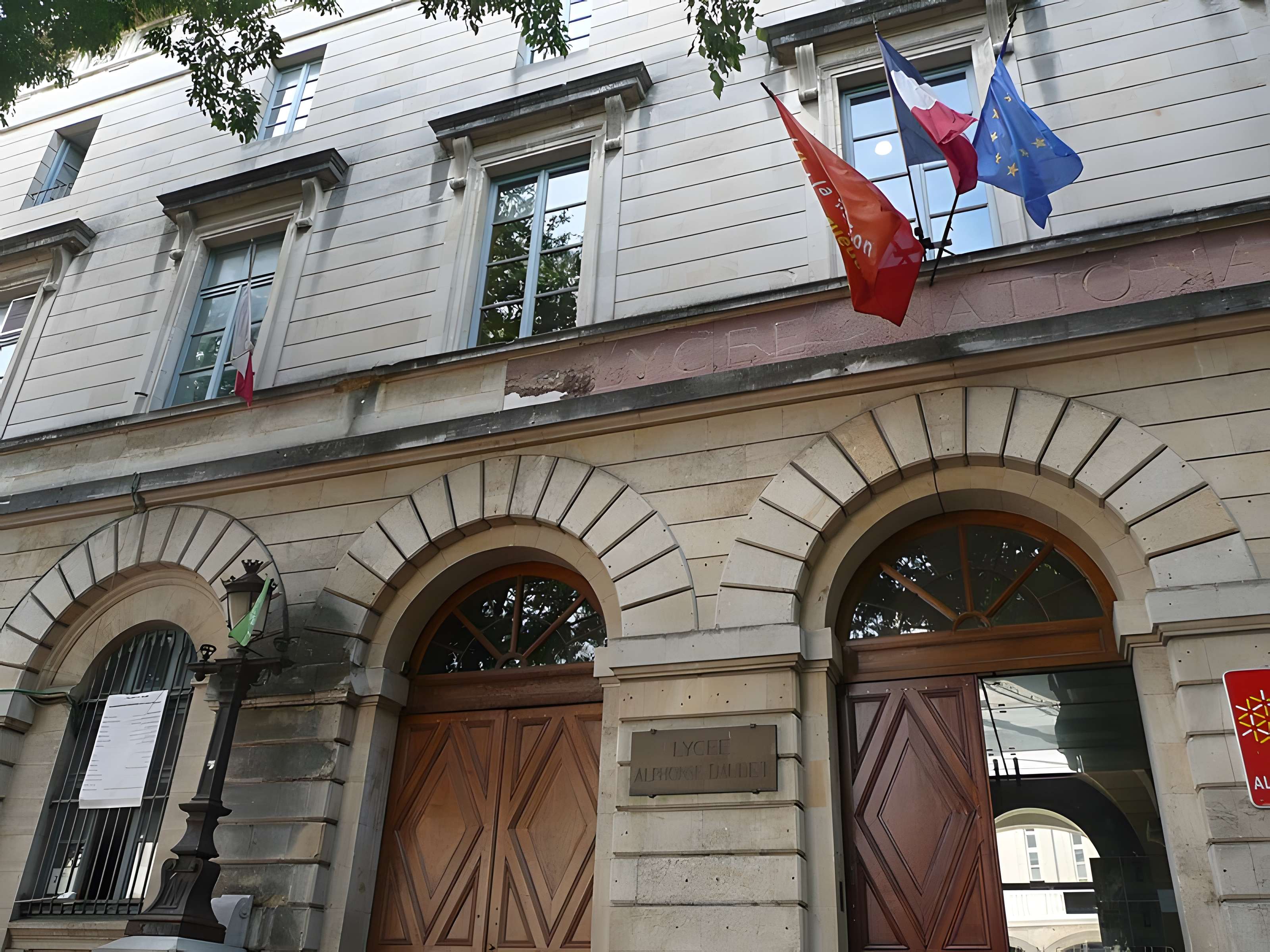 Lycée Alphonse-Daudet de Nîmes