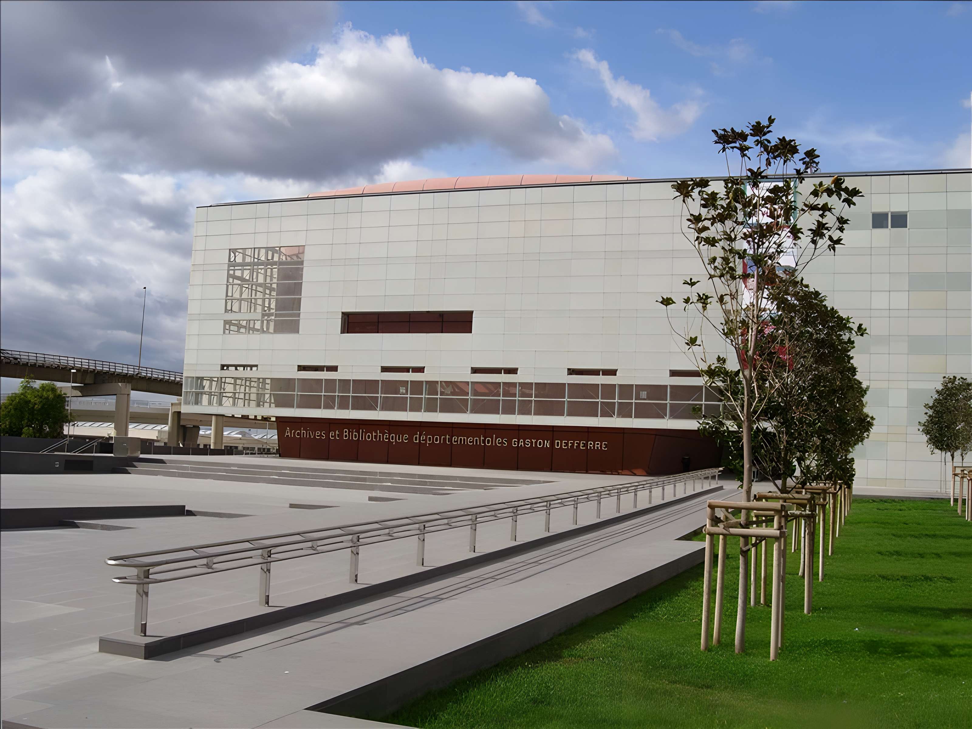 Lycée Alphonse-Daudet de Nîmes