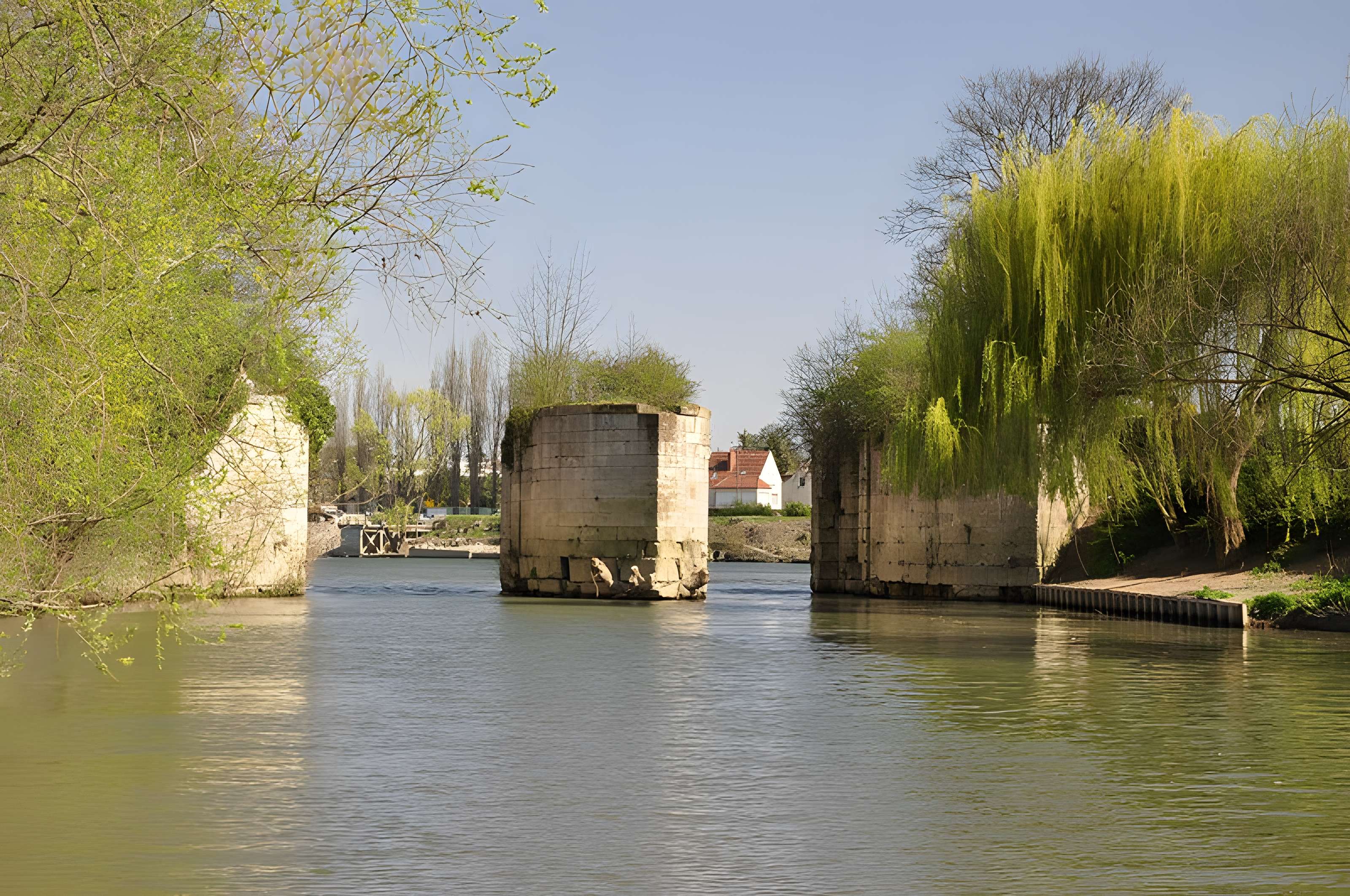 Machine des eaux de Maisons-Laffitte 
