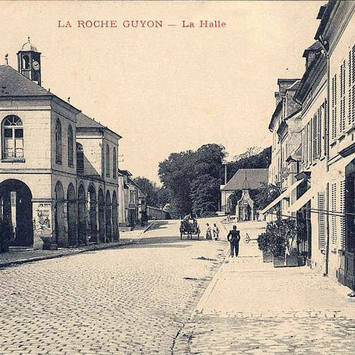 Photo de Mairie et marché couvert de La Roche-Guyon