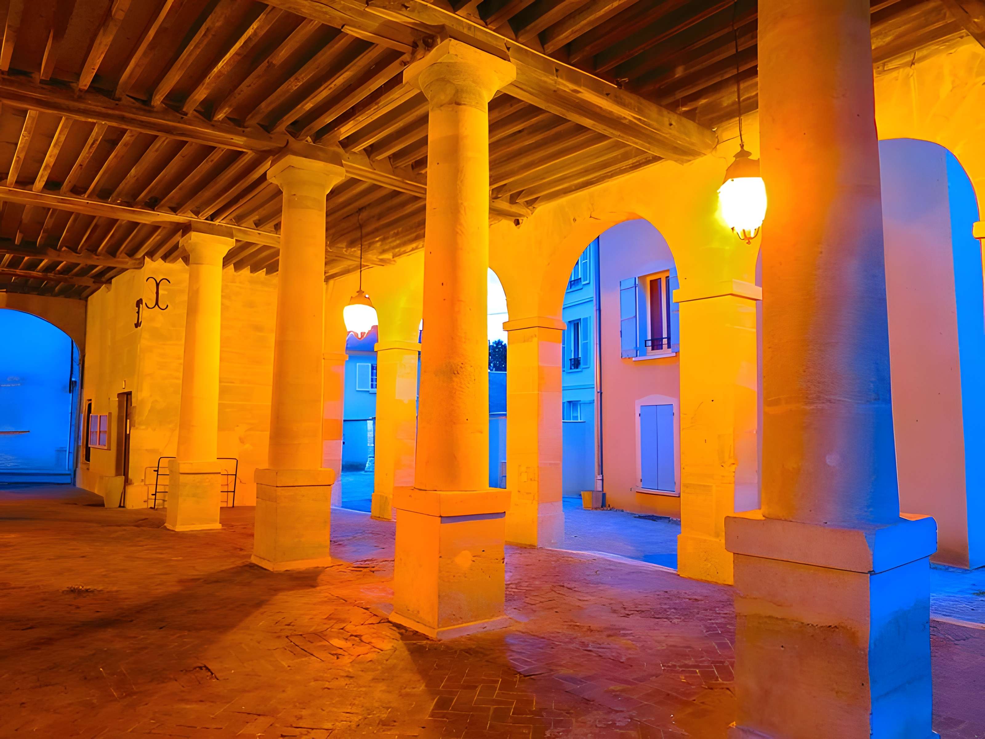 Mairie et marché couvert de La Roche-Guyon