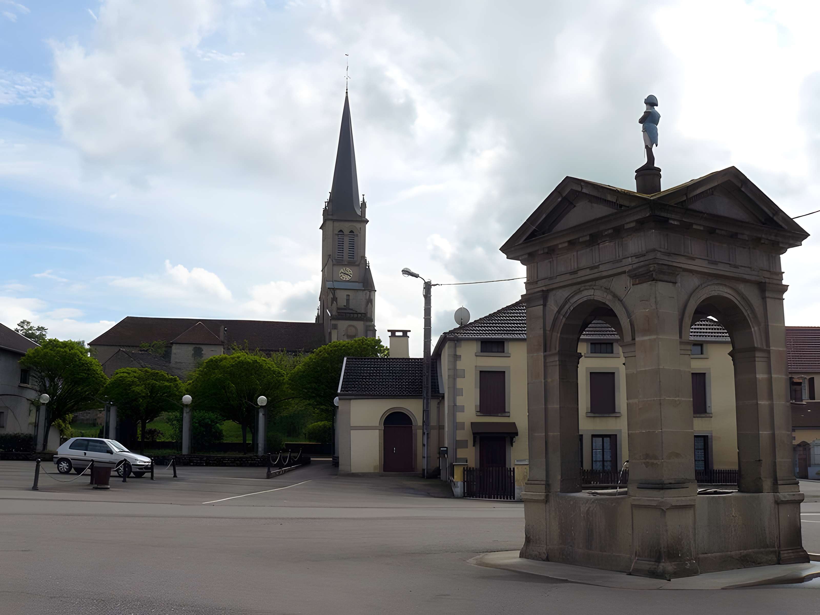 Mairie-lavoir de Bouligney