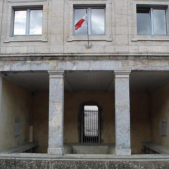 Photo de Mairie-lavoir de Gennes