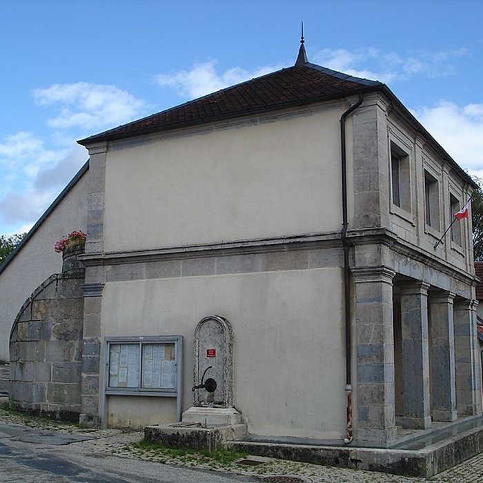 Photo de Mairie-lavoir de Gennes