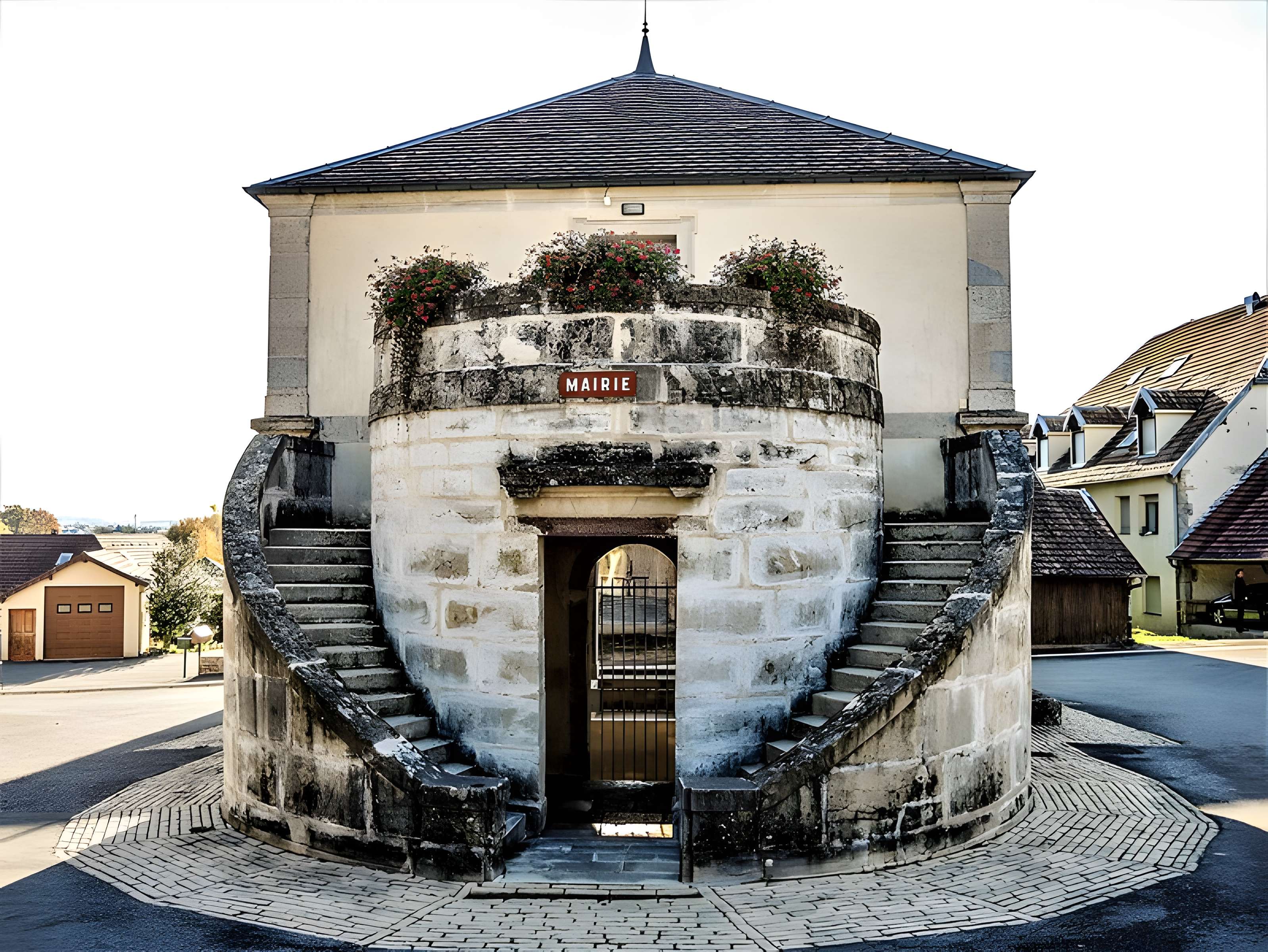 Mairie-lavoir de Gennes