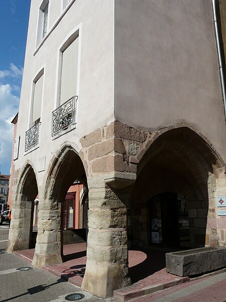 Maison à arcades à Issoire