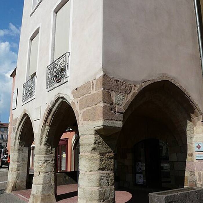 Photo de Maison à arcades à Issoire