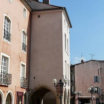 Maison à arcades à Issoire