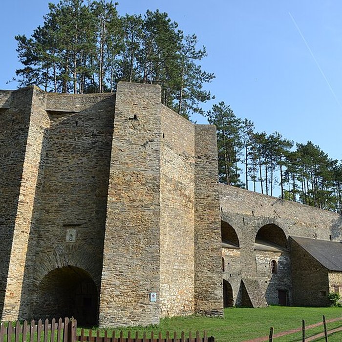 Photo de Fours à chaux de la Veurière et rampe daccès
