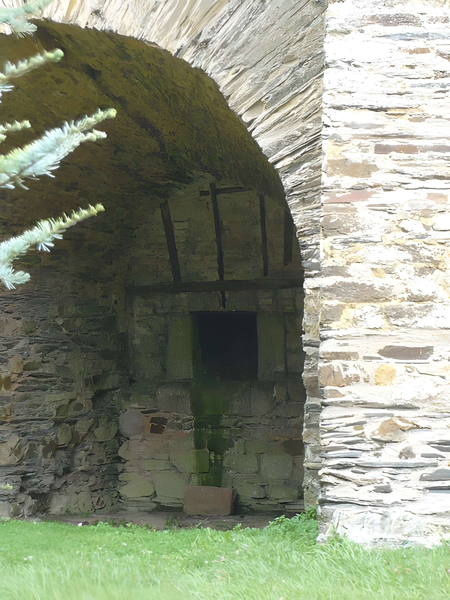 Fours à chaux de la Veurière et rampe d'accès