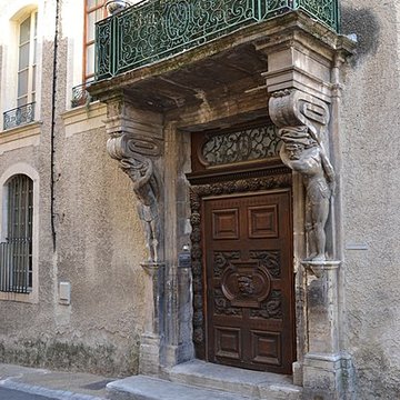 Maison à cariatides Rue des Marins à Carpentras