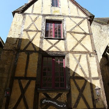 Maison à colombages, 5 Rue des Armes à Sarlat-la-Canéda