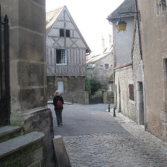 Photo de Maison à colombages, 6 Rue Notre-Dame à Autun