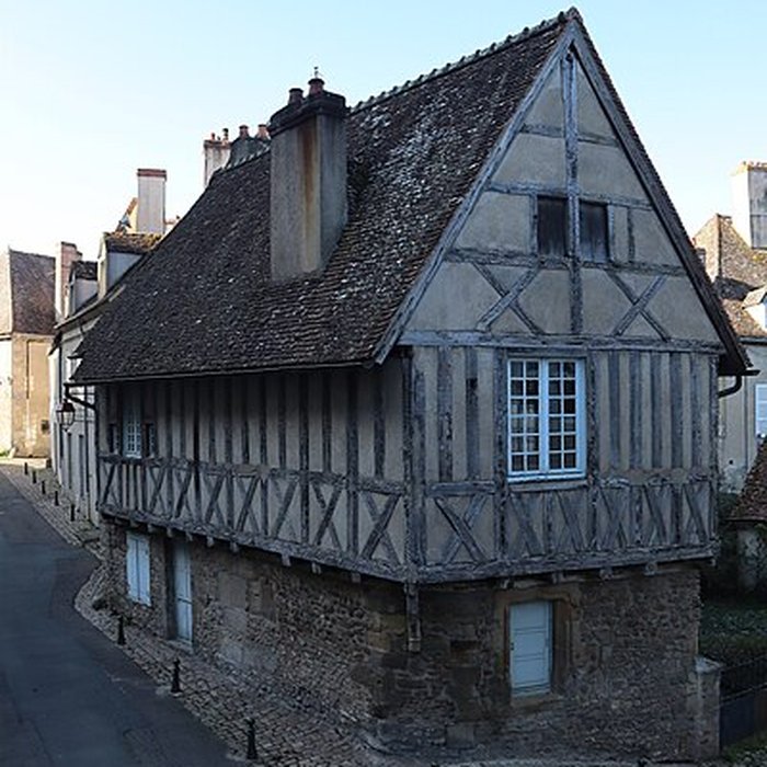 Photo de Maison à colombages, 6 Rue Notre-Dame à Autun