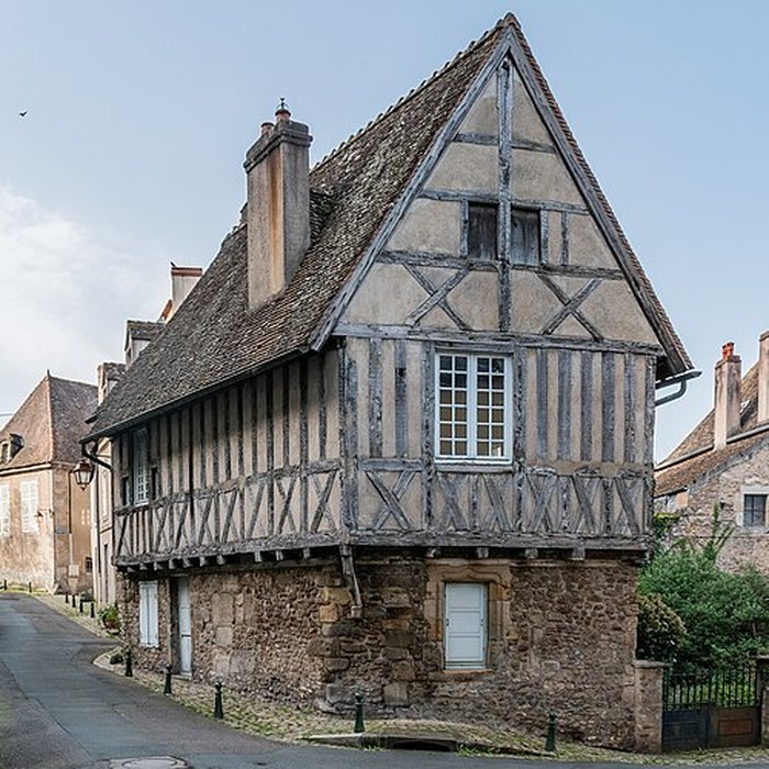 Photo de Maison à colombages, 6 Rue Notre-Dame à Autun