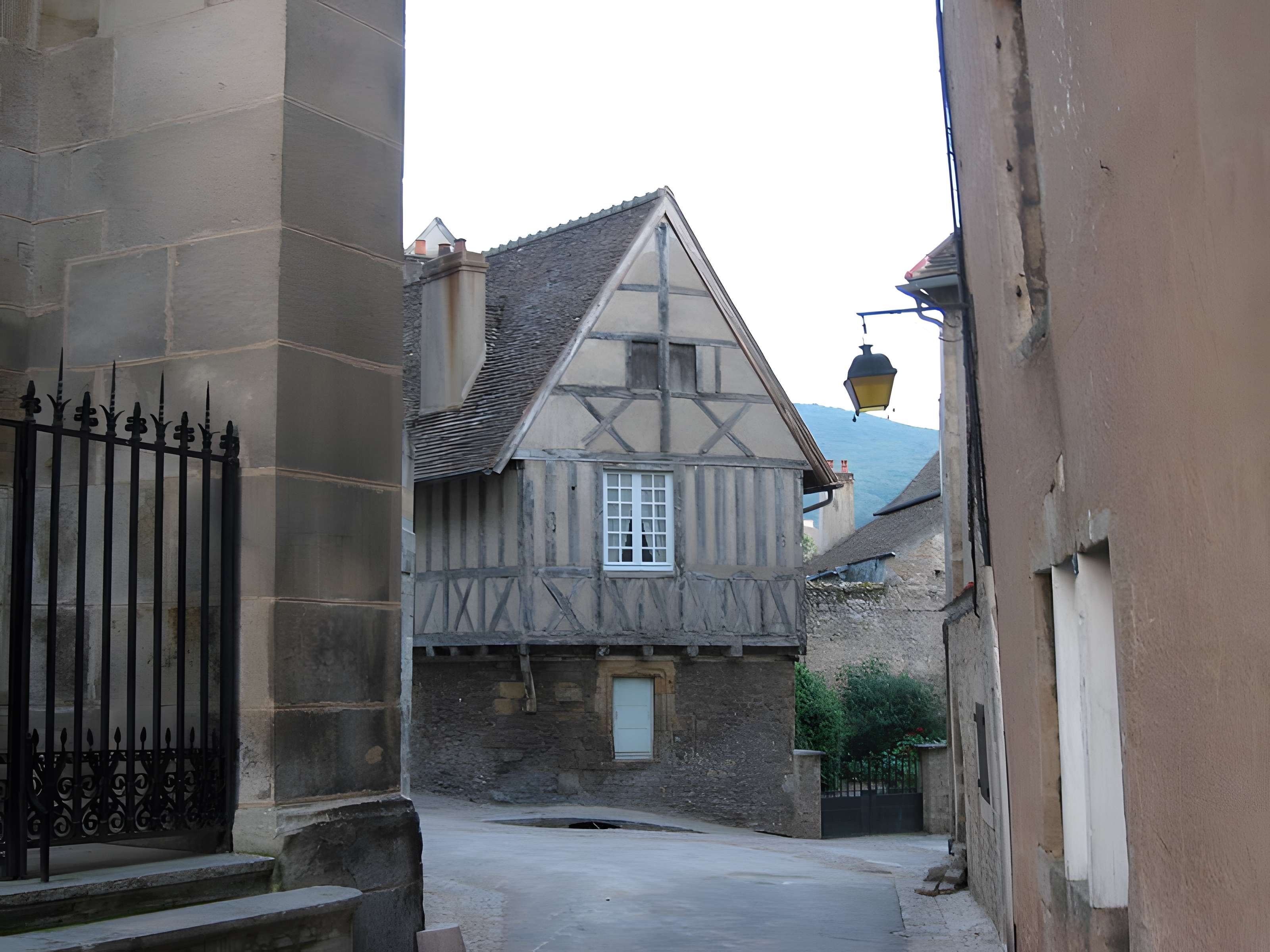 Maison à colombages, 6 Rue Notre-Dame à Autun