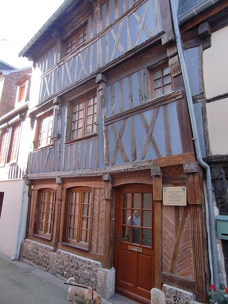 Photo de Maison à pans de bois, 10 Grande-Rue à Quillebeuf-sur-Seine