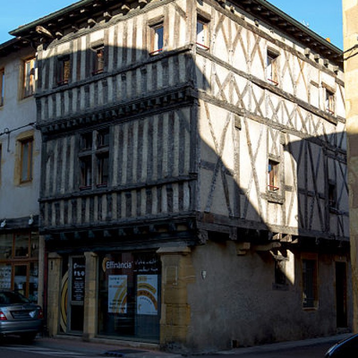 Photo de Maison à pans de bois, 11 Rue des Moulins à Charlieu