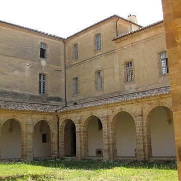 Abbaye Sainte-Marie dOrbieu à Lagrasse