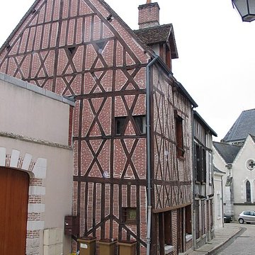Maison à pans de bois, 12 Rue du Pont à Romorantin-Lanthenay