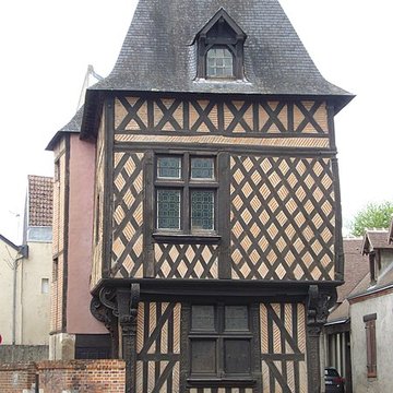 Maison à pans de bois, 12 Rue du Pont à Romorantin-Lanthenay