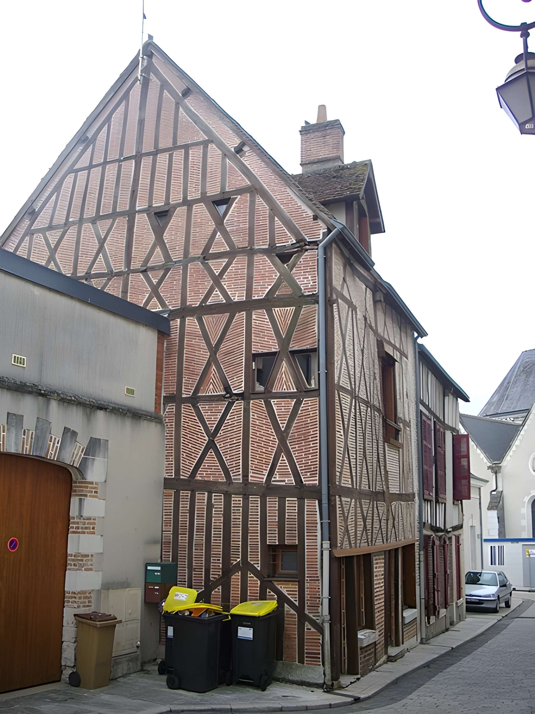 Maison à pans de bois, 12 Rue du Pont à Romorantin-Lanthenay
