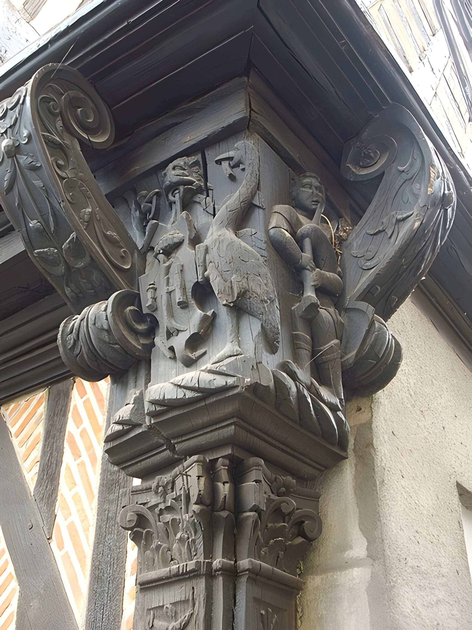 Maison à pans de bois, 12 Rue du Pont à Romorantin-Lanthenay