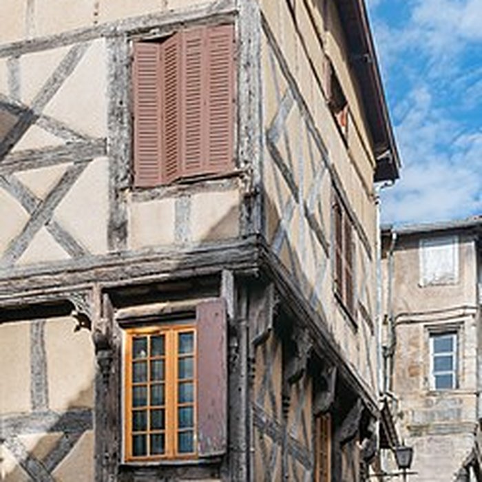 Photo de Maison à pans de bois, 19 Rue de la Coutellerie à Thiers