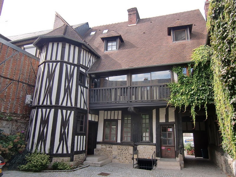 Photo de Maison à pans de bois, 20 Rue Sadi-Carnot à Pont-Audemer
