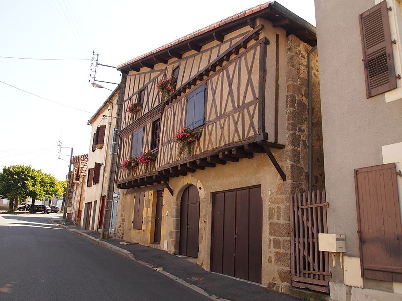 Photo de Maison à pans de bois, 26 Rue des Buttes à Confolens