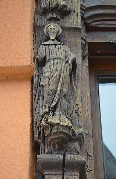 Maison à pans de bois, 3 Rue des Changes à Brou