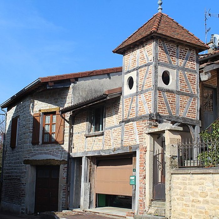 Photo de Maison à pans de bois, 3 Rue Saint-Loup à Romenay