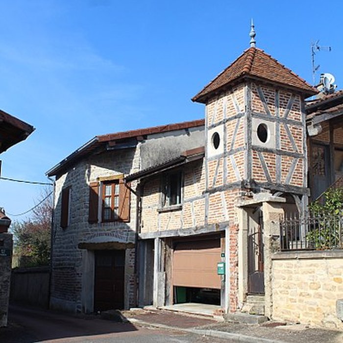Photo de Maison à pans de bois, 3 Rue Saint-Loup à Romenay
