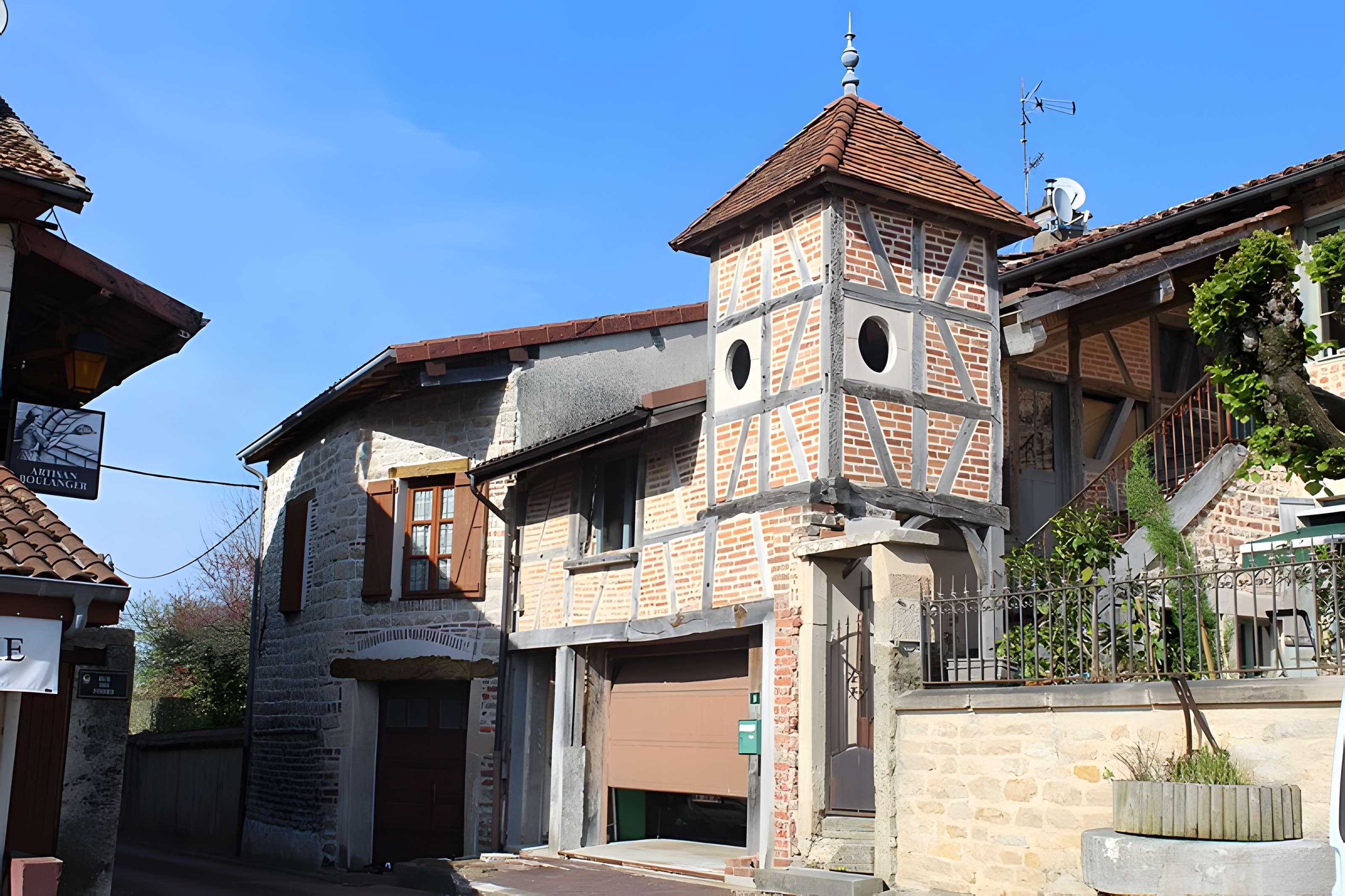 Maison à pans de bois, 3 Rue Saint-Loup à Romenay