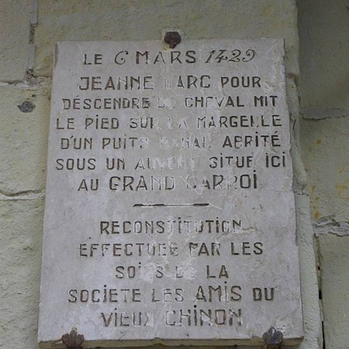 Photo de Maison à pans de bois, 34 Rue Voltaire à Chinon