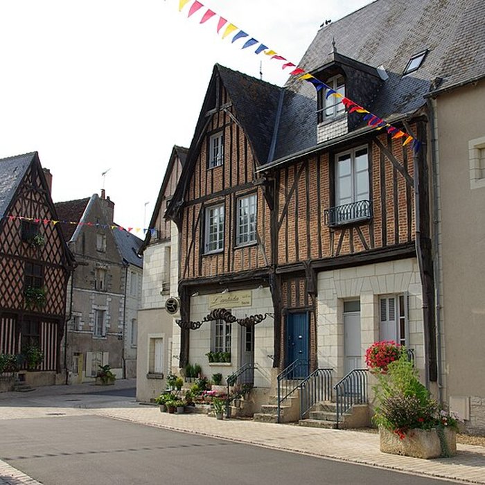 Photo de Maison à pans de bois, 4 Rue Paul-Louis-Courier à Luynes