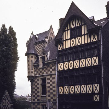 Maison à pans de bois, 5 Rue Eugène-Dutuit à Rouen