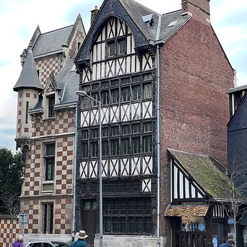 Maison à pans de bois, 5 Rue Eugène-Dutuit à Rouen