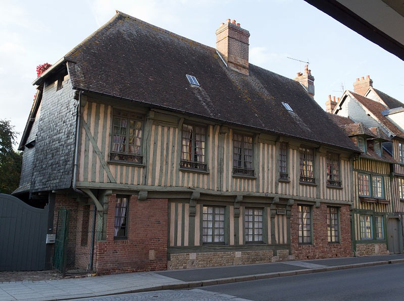 Photo de Maison à pans de bois, 73 Rue Saint-Michel à Pont-l'Évêque