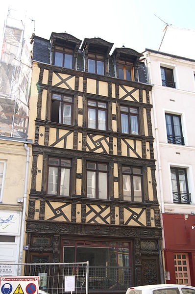 Photo de Maison à pans de bois, 83 Rue d'Amiens à Rouen