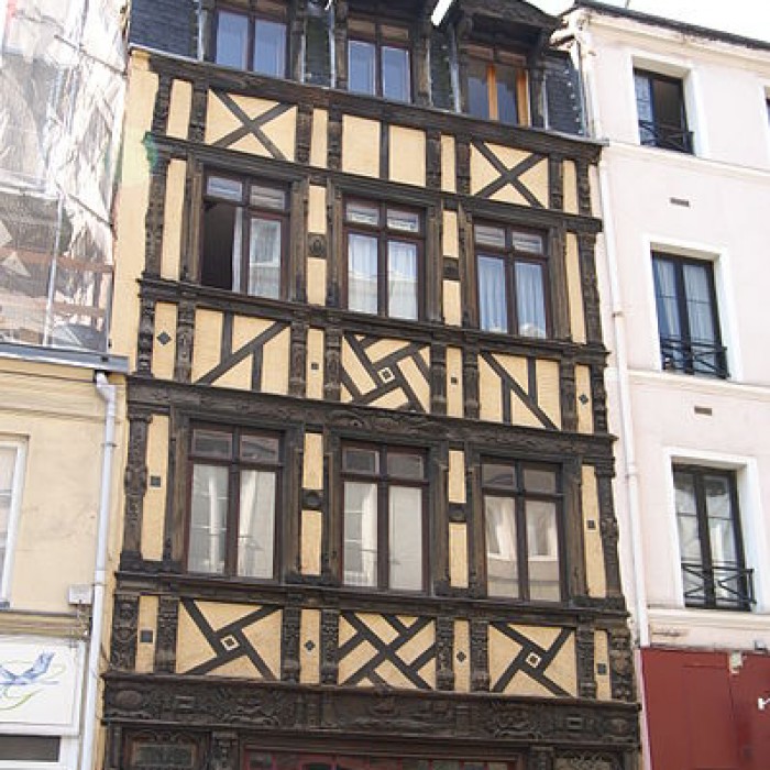 Photo de Maison à pans de bois, 83 Rue dAmiens à Rouen