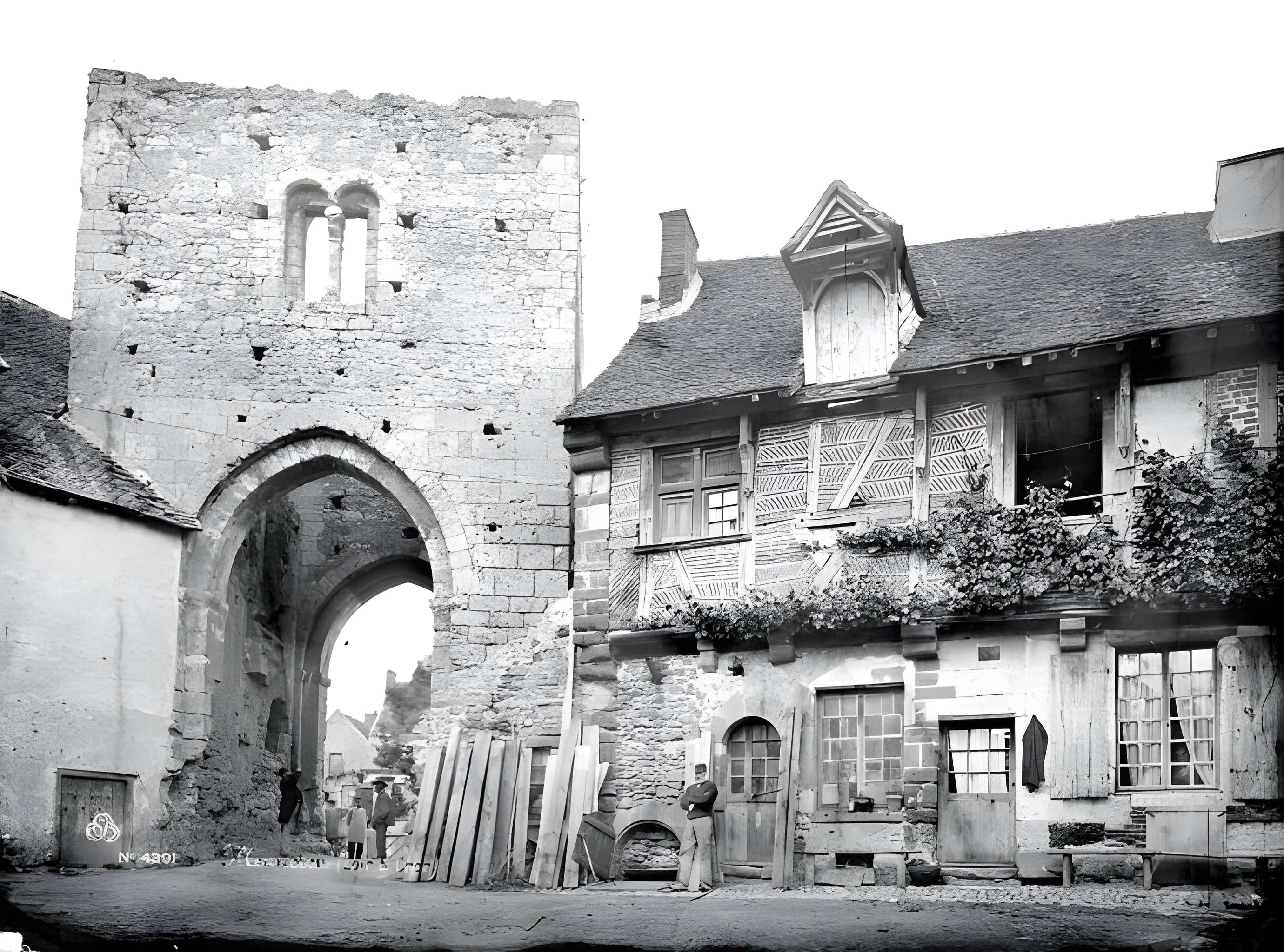 Maison à pans de bois, Grande-Rue à Mennetou-sur-Cher
