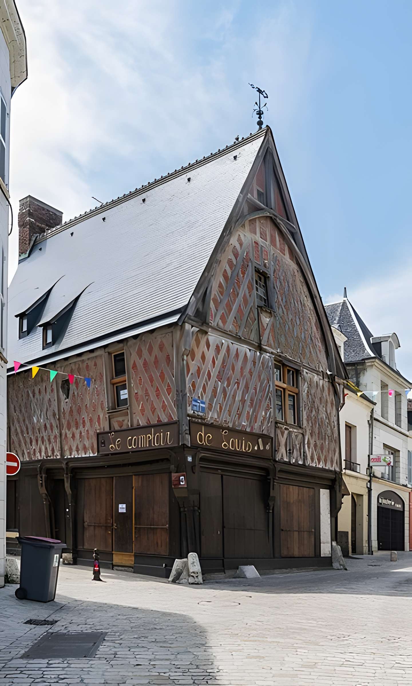 Maison à pans de bois, Grande-Rue à Saint-Aignan