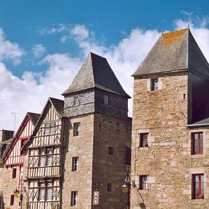 Photo de Maison à pans de bois, Quai de Jaudy à Tréguier