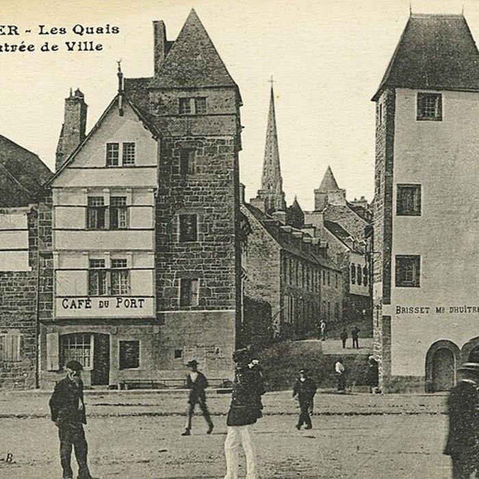 Photo de Maison à pans de bois, Quai de Jaudy à Tréguier