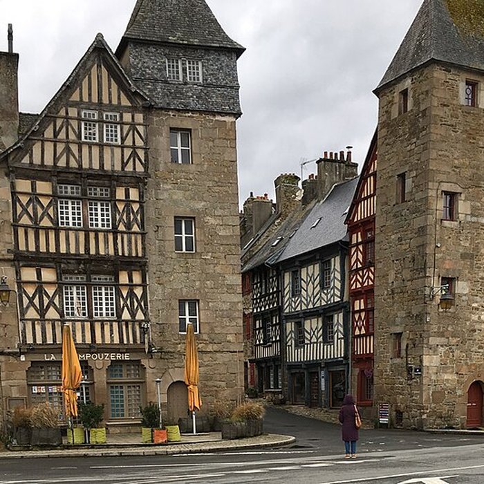 Photo de Maison à pans de bois, Quai de Jaudy à Tréguier