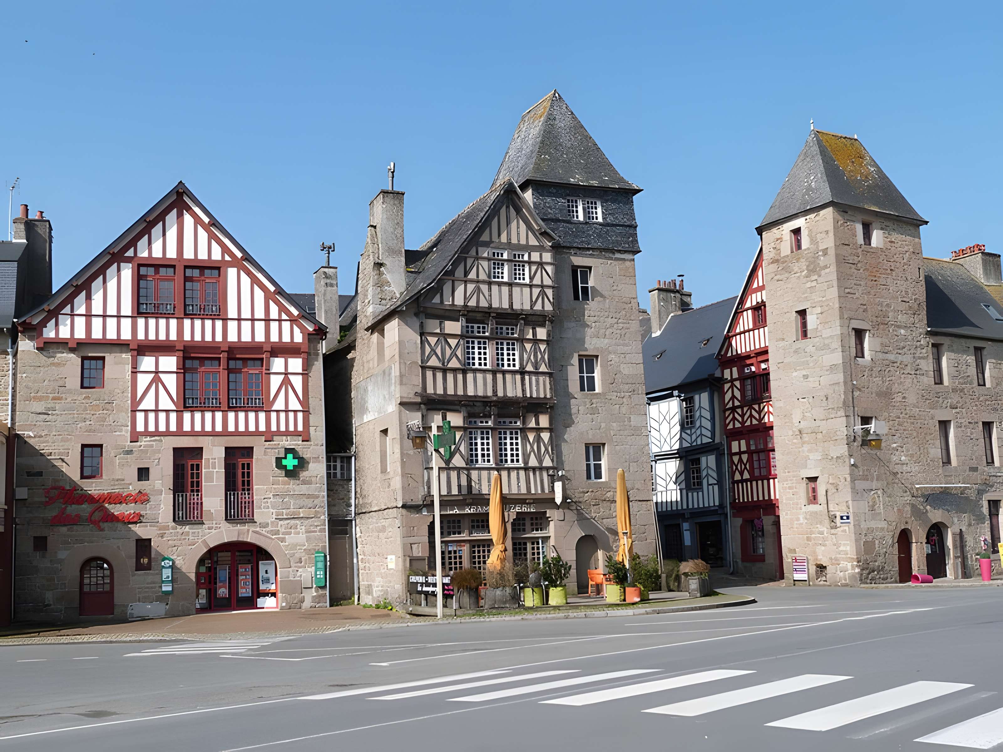 Maison à pans de bois, Quai de Jaudy à Tréguier